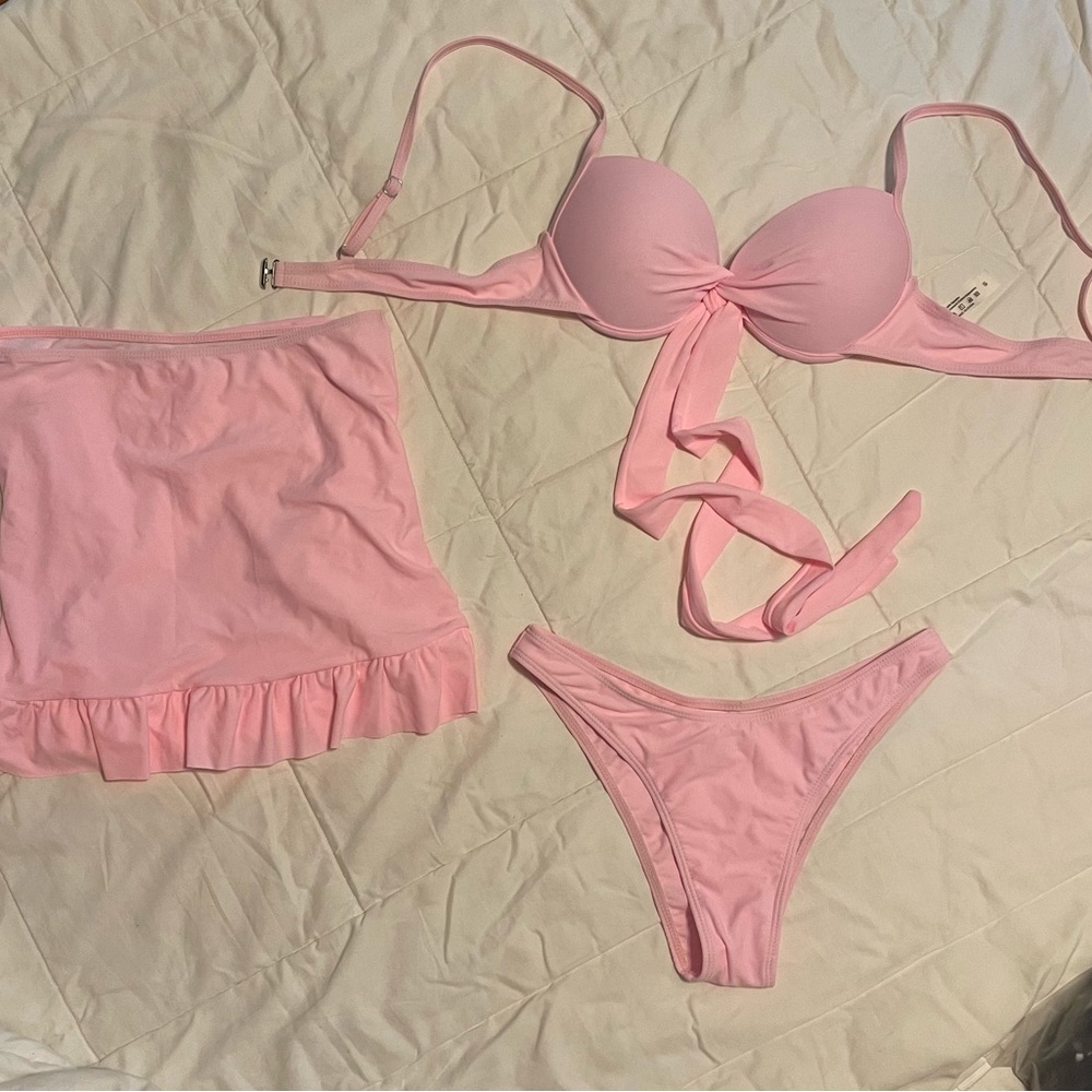 Small 3 pc Bikini with cover up. Very Gently used.